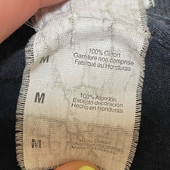 AMC’s The Walking Dead Black/Red “Don’t Git Bit” T-Shirt - Picture 4 of 7